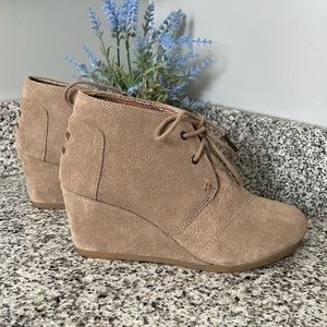 Tom’s Suede Wedge Heel Booties